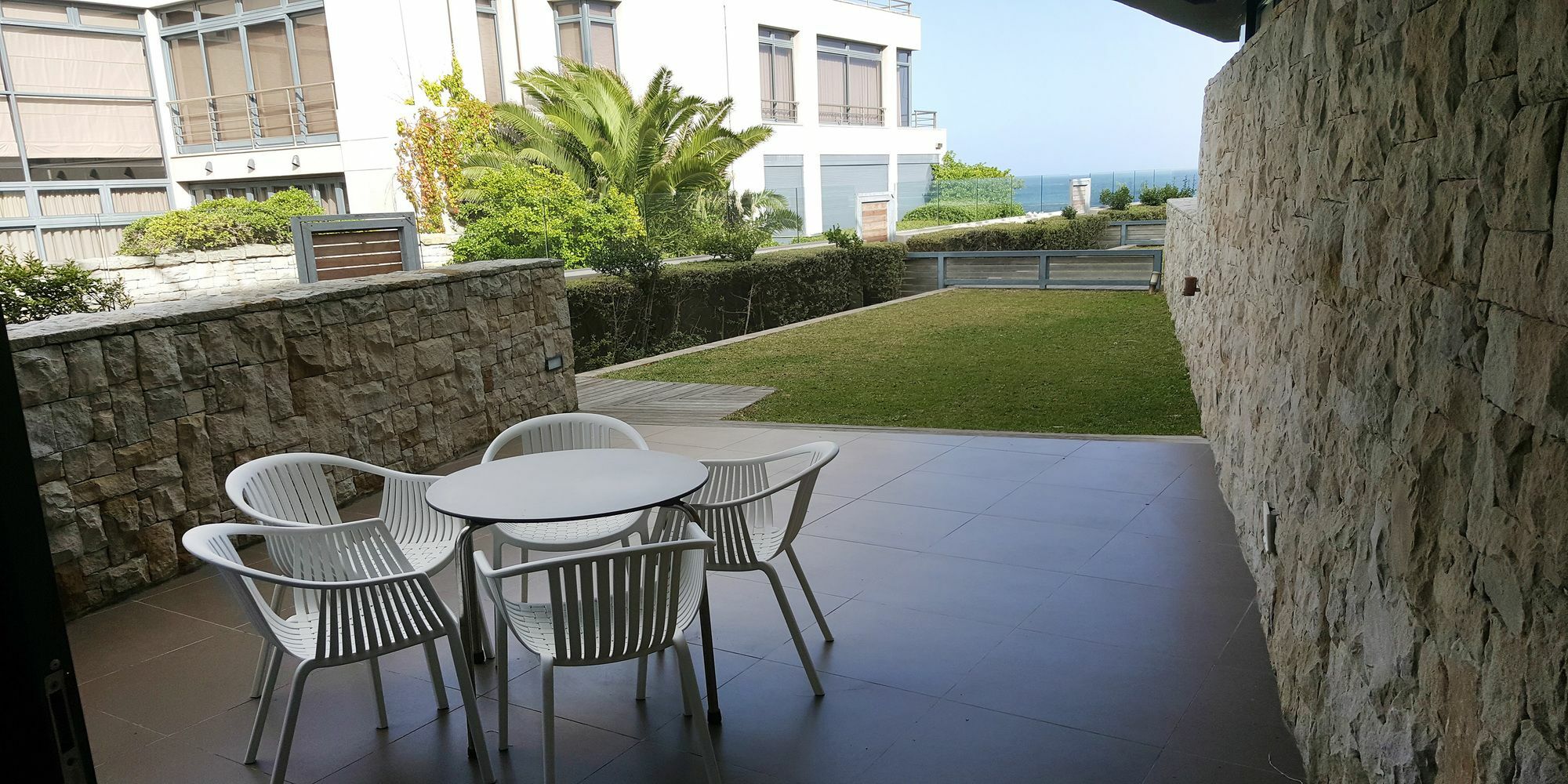 Harbour House Hotel - Le Paradis Apartments เฮอร์มานุส ภายนอก รูปภาพ